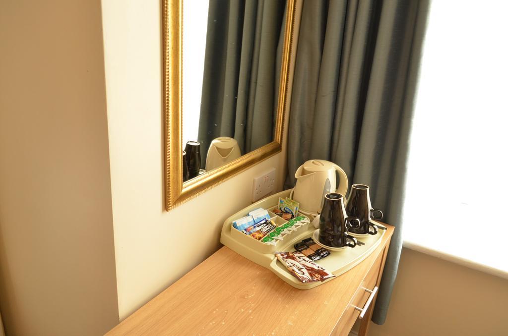 Shirley B & B ボーンマス エクステリア 写真