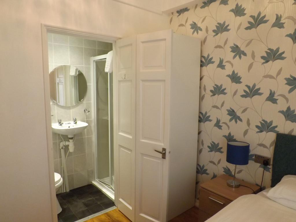 Shirley B & B ボーンマス エクステリア 写真